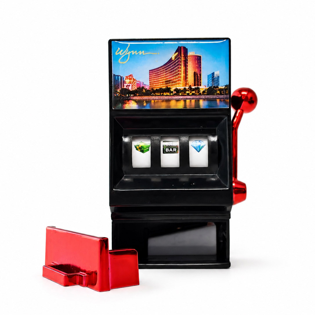 777 Slot Machine Fridge Magnet with Sharpener
